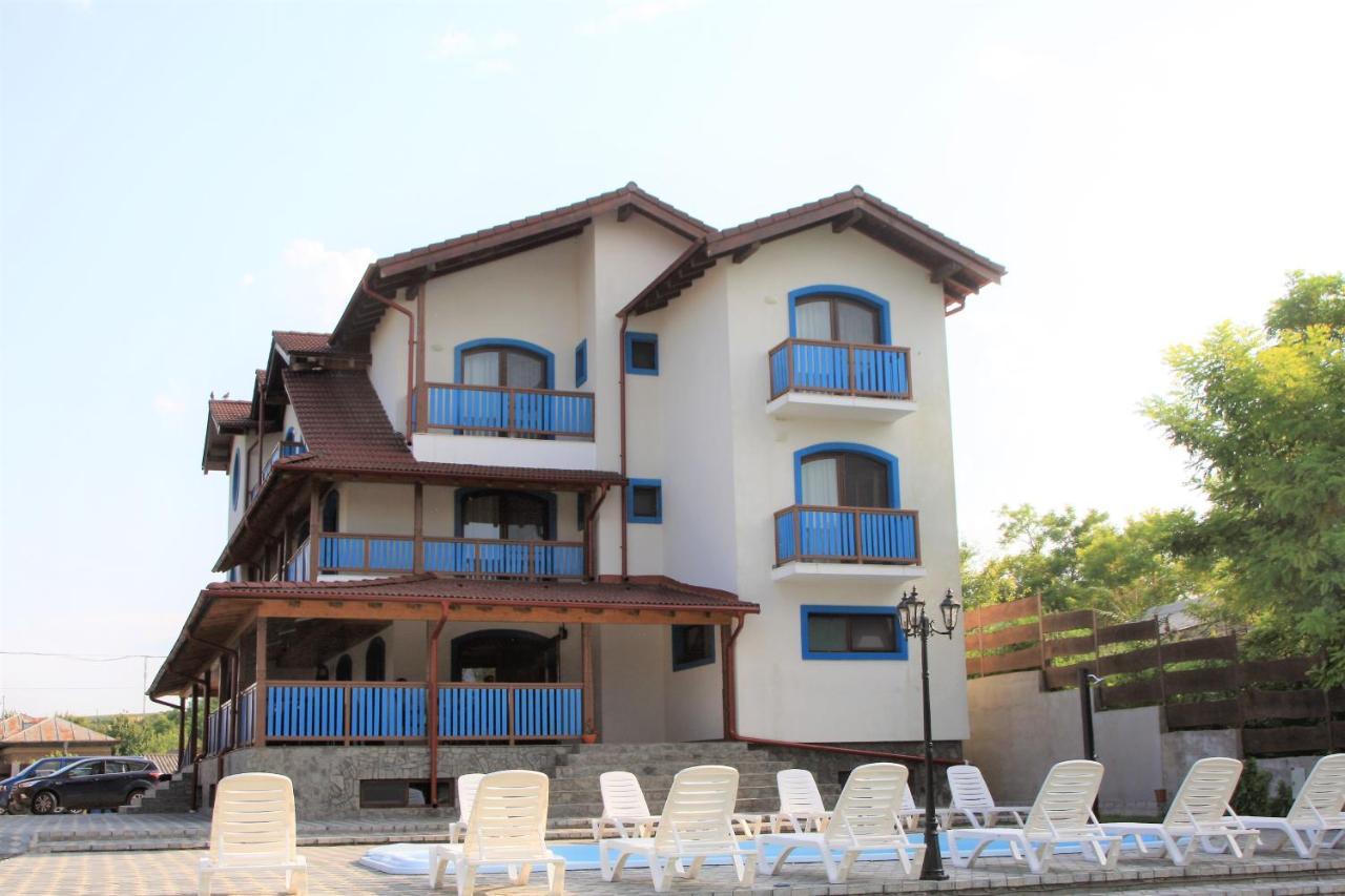 Camere De Inchiriat Băltenii de Sus Exteriör bild