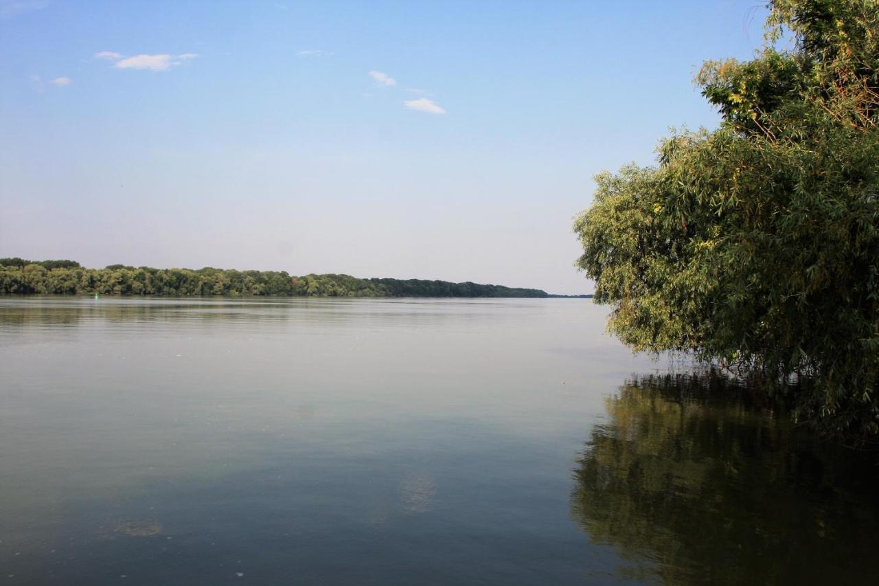 Camere De Inchiriat Băltenii de Sus Exteriör bild