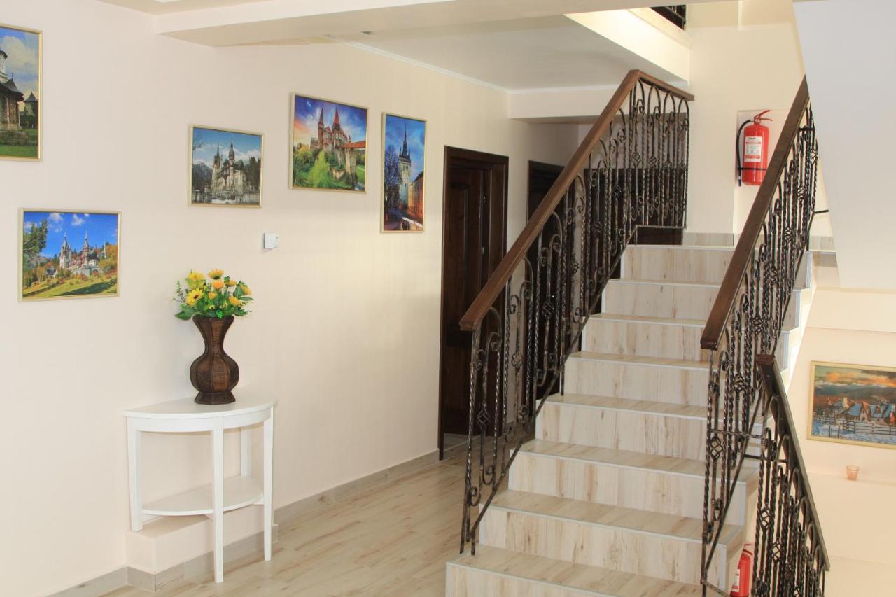 Camere De Inchiriat Băltenii de Sus Exteriör bild
