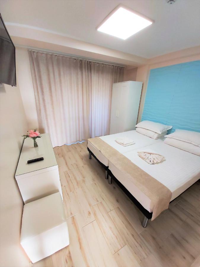 Camere De Inchiriat Băltenii de Sus Exteriör bild